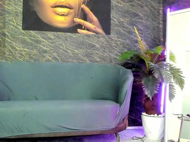 Offline izabelatessa on BongaCams