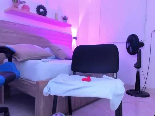 Offline izaro22 on BongaCams