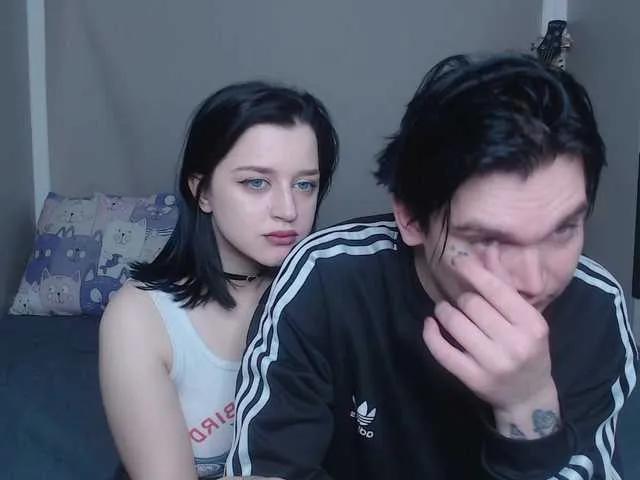 Offline jackoffjillss on BongaCams