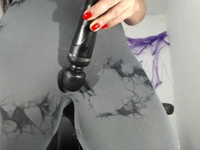 Offline Japonesahot01 on BongaCams