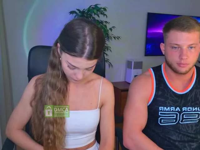 Offline jony-jessica on BongaCams