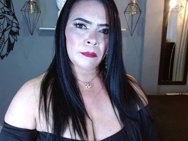 Freechat josephinemiller on BongaCams