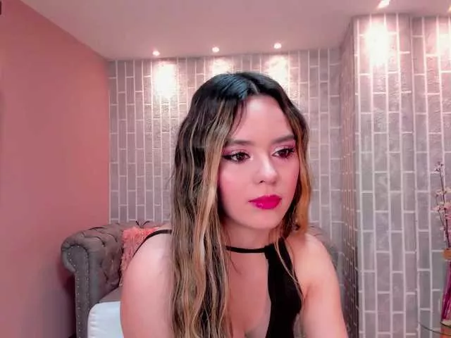 Freechat JuanitaClay on BongaCams