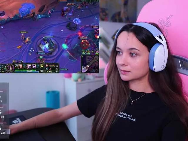 Offline JuicyAngel on BongaCams