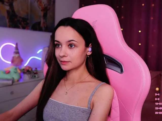 Offline JuicyAngel on BongaCams