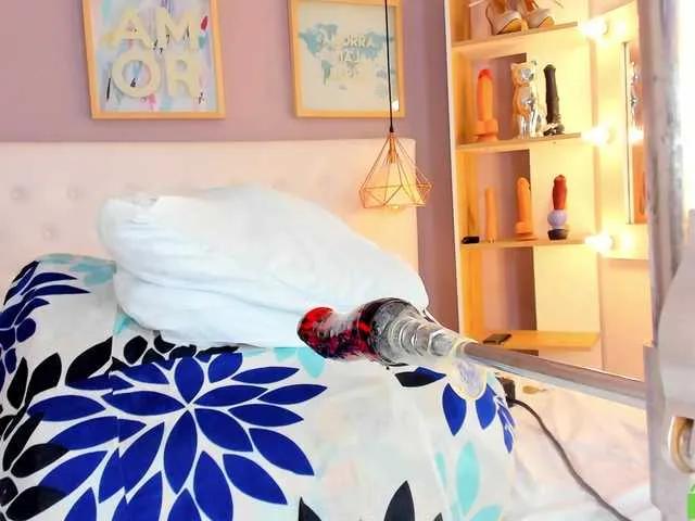 Offline julyannaa on BongaCams