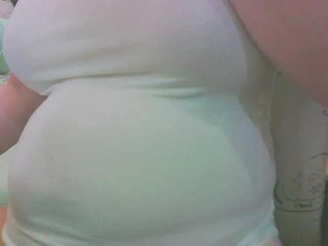 Offline KeepmepregO on BongaCams