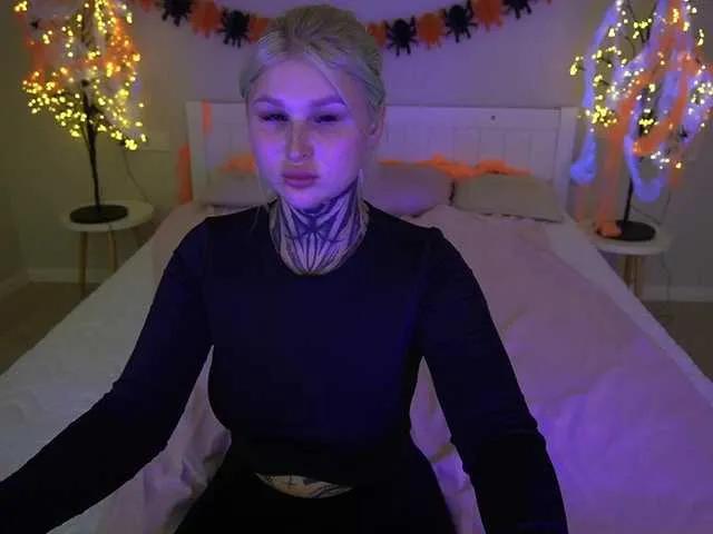 Offline KellyBabbe on BongaCams