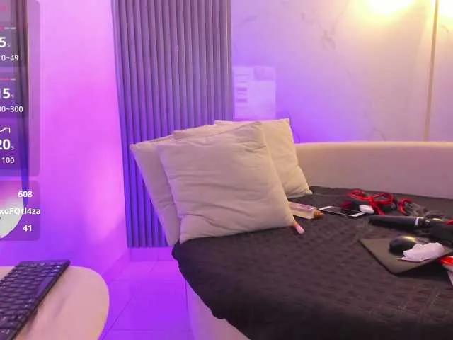 Offline KIARATENTATION on BongaCams