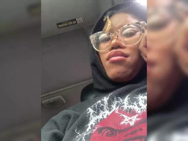 Offline Kiarichikito1 on BongaCams