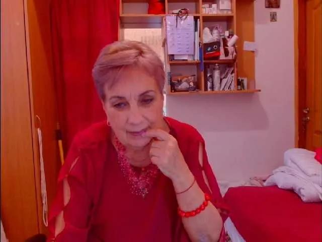 Offline Kira9476 on BongaCams