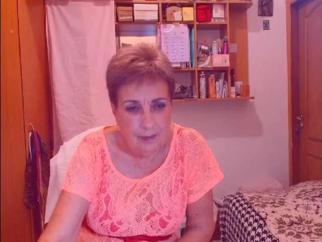 Offline Kira9476 on BongaCams