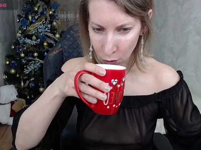 Offline KirstenDesire on BongaCams