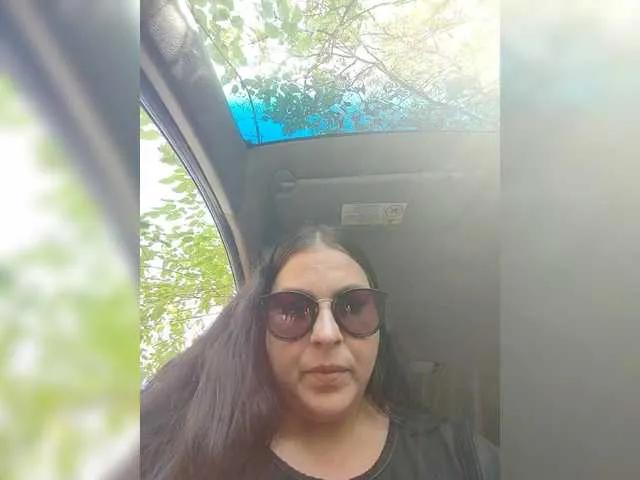 Freechat kissmabont on BongaCams