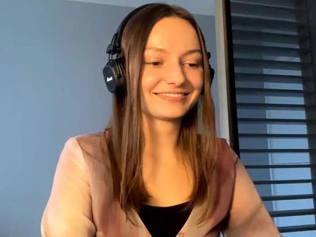 Freechat KittieRusu on BongaCams