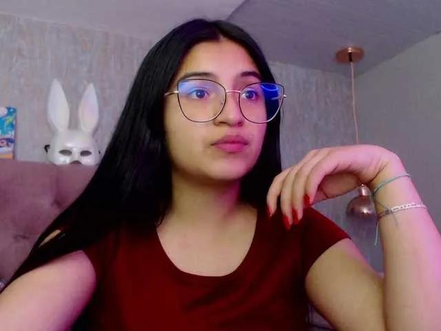 Offline laurenelove on BongaCams