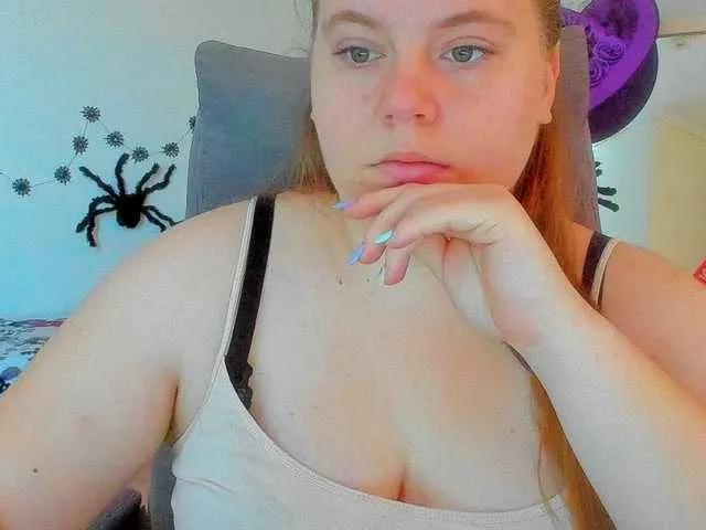 Offline Leilia on BongaCams