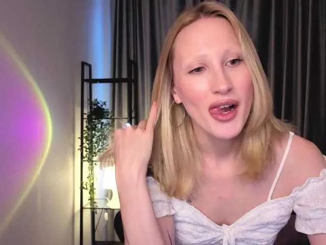 Offline LexieSun on BongaCams