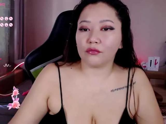 Freechat LisaAsianFlower on BongaCams