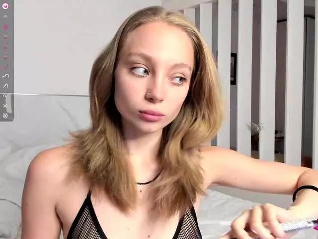 Offline LISABABYMETAL on BongaCams