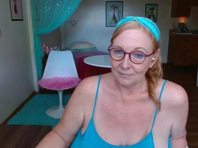 Offline LisaLinny on BongaCams