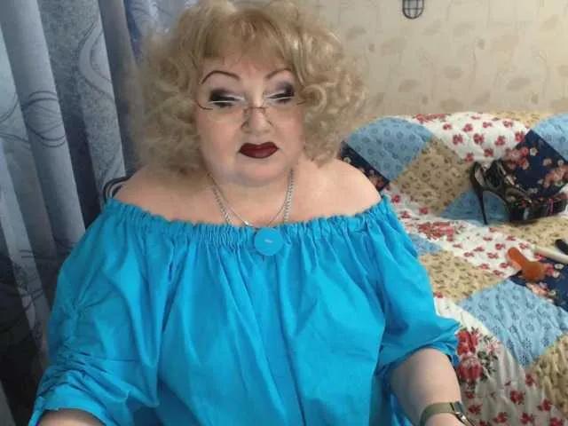 Freechat livingnextdoor on BongaCams