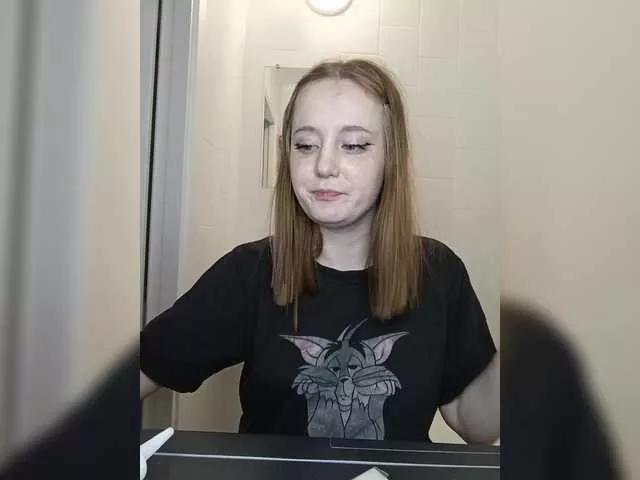 Offline LolaMin on BongaCams