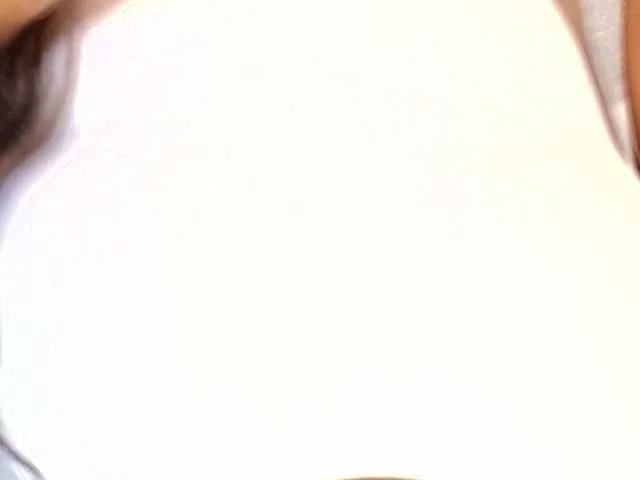 lucia-sweeet —  Conversations that go beyond the superficial
 That make me laugh and feel desired
 The intense looks and sincere compliments