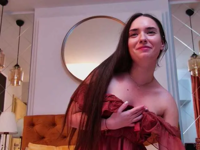 Offline LuisaFaye on BongaCams