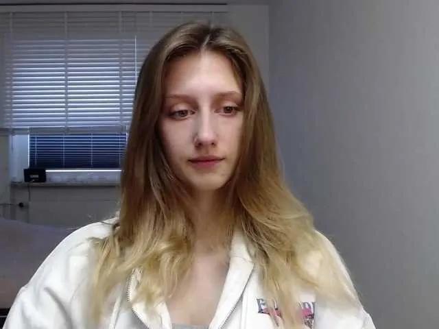 Freechat LUNAdream on BongaCams