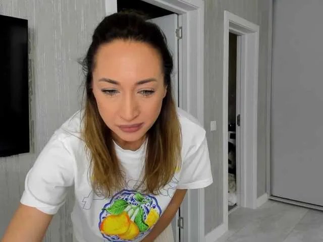 Freechat LuvC on BongaCams