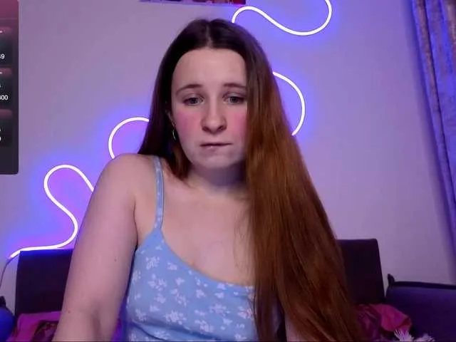 Offline Lynn on BongaCams