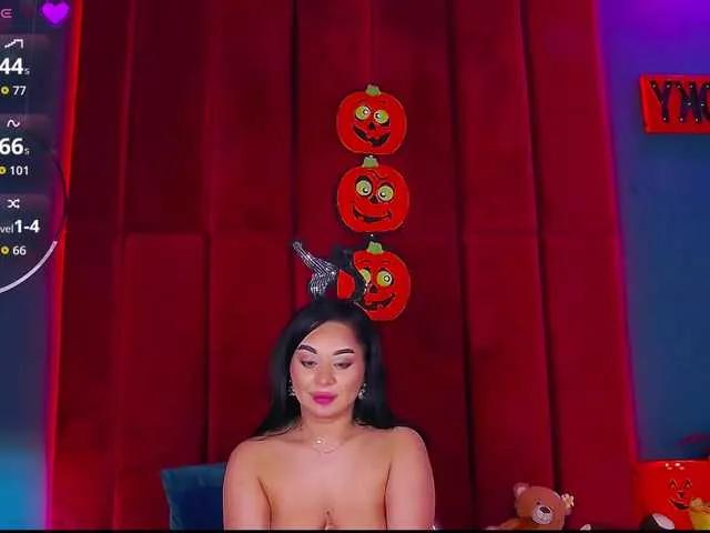 Offline madylux on BongaCams