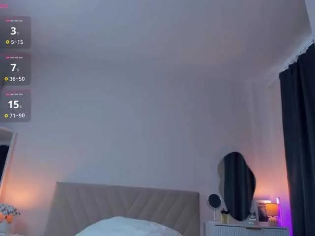 Freechat maebarbie on BongaCams