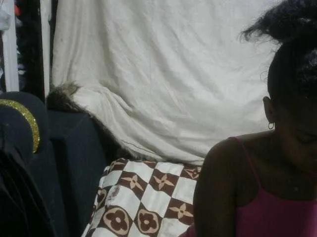 Freechat Maha19x on BongaCams