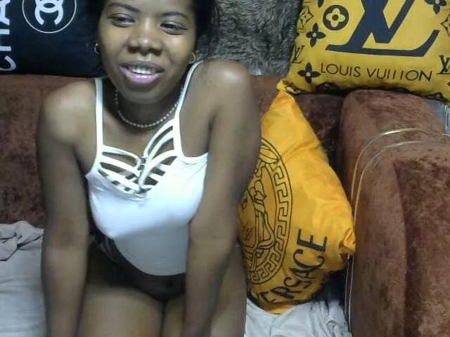 Freechat Maha19x on BongaCams