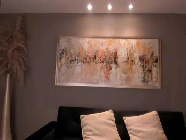 Offline MaiaCollins1 on BongaCams