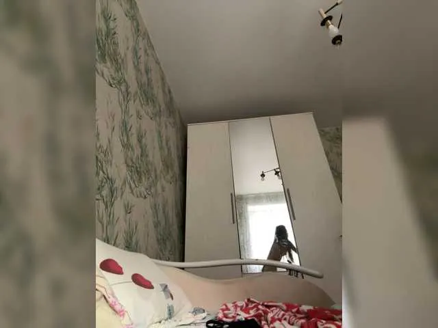 Offline Malvina81 on BongaCams