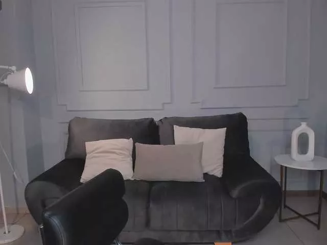 Offline MarianneLane on BongaCams