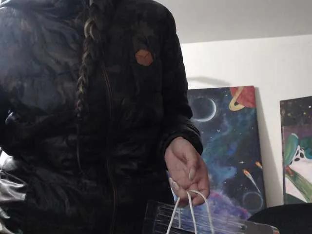 Offline mariecam420 on BongaCams