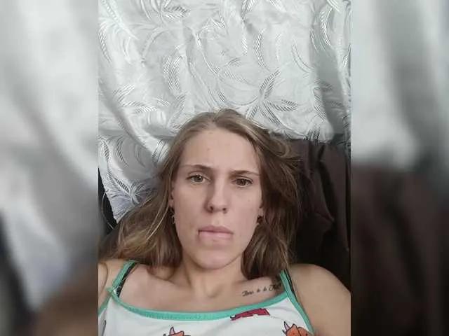 Freechat Marina-9819 on BongaCams