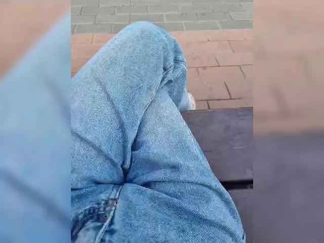 Offline Marmalades on BongaCams