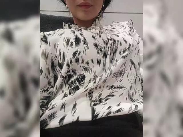 Offline Marmalades on BongaCams