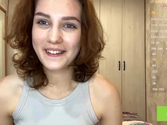 Offline MaxieDungy on BongaCams