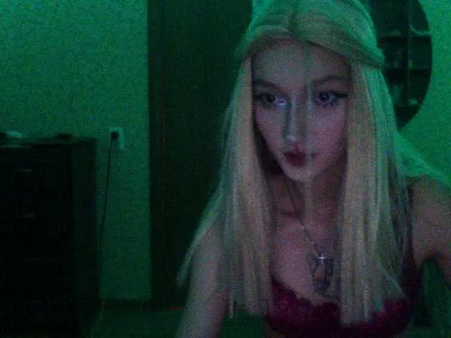 Maya-onelya on BongaCams