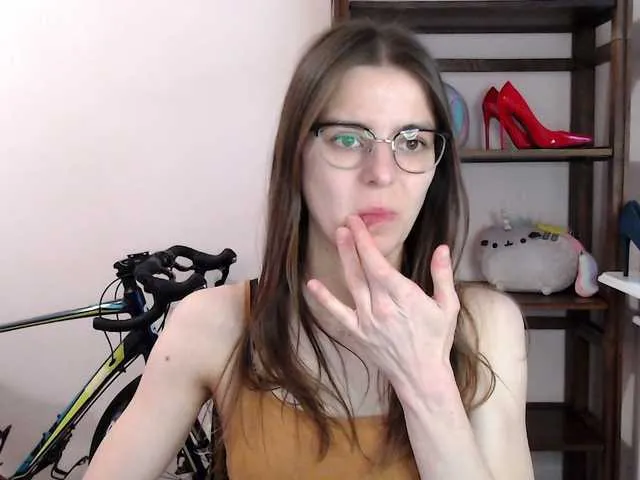 Offline MegiKiss on BongaCams