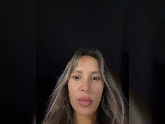 Offline meow-777 on BongaCams