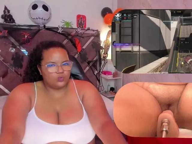 Offline MhiaRey on BongaCams