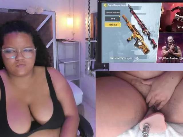 Offline MhiaRey on BongaCams