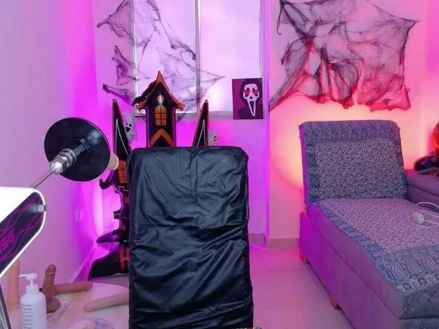 Freechat MIA-1L on BongaCams